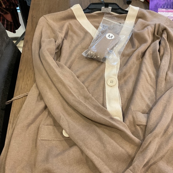 CAbi long sweater - Picture 5 of 5